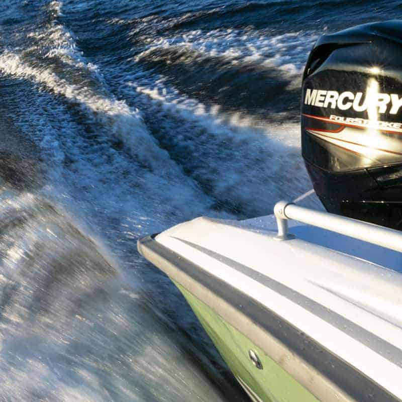 Mercury motor and the wake behind the boat
